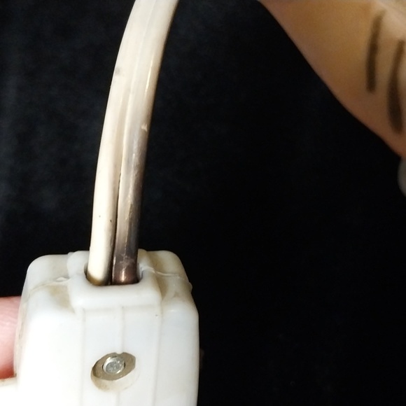 Bordeaux Lady in Waiting Porcelain Night Light Excellent New Like Condition. - Picture 9 of 9